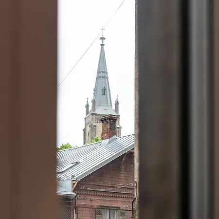 Stylish Family 1 Bedroom With Working Desk By Park And Restaurants Riga