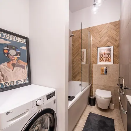 Stylish Family 1 Bedroom With Working Desk By Park And Restaurants * Riga