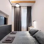 Stylish Family 1 Bedroom With Working Desk By Park And Restaurants * Riga