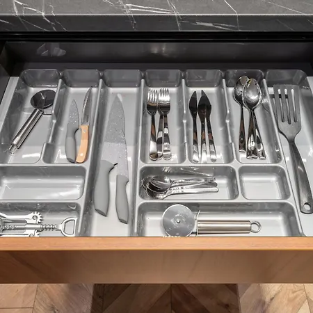 Stylish Family 1 Bedroom With Working Desk By Park And Restaurants Lejlighed