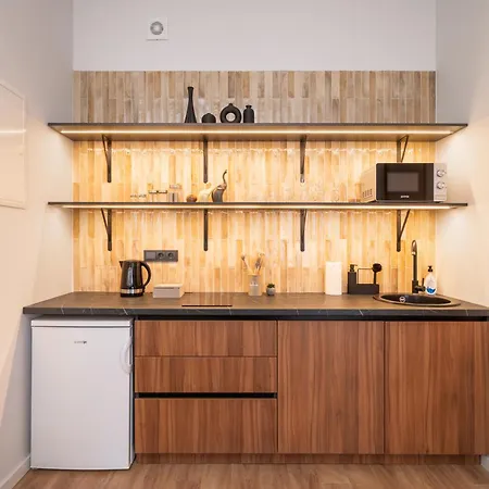 Stylish Family 1 Bedroom With Working Desk By Park And Restaurants Lejlighed Riga