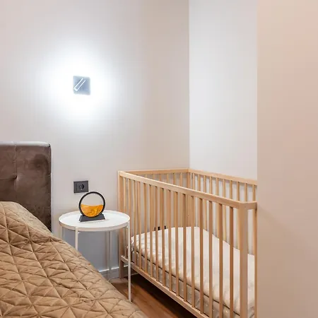 Lägenhet Stylish Family 1 Bedroom With Working Desk By Park And Restaurants *