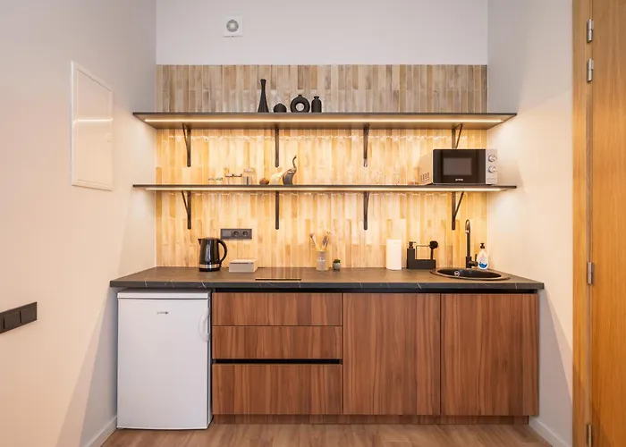 Stylish Family 1 Bedroom With Working Desk By Park And Restaurants Апартаменты Рига