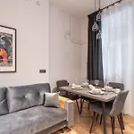 Apartament Stylish Family 1 Bedroom With Working Desk By Park And Restaurants