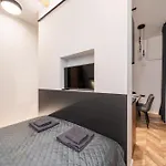 Stylish Family 1 Bedroom With Working Desk By Park And Restaurants Apartament Ryga