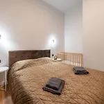 Stylish Family 1 Bedroom With Working Desk By Park And Restaurants Ryga